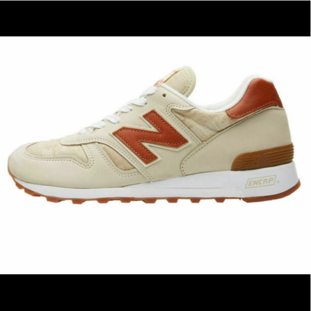 New Balance 1300 Age of Exploration Shoes. Size 6 M, Size 7.5 W. Tan and Camo